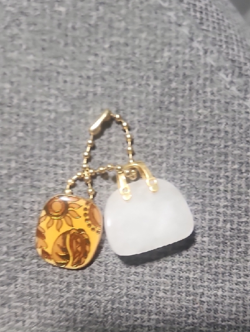 Sunflower Accent Yellow and White Pendant Necklace, With Rose Quartz. A Stone. - Picture 4 of 6